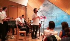 Köszöntő Köszöntő