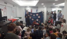Mikulás és Hanuka ünnepség a Tel Aviv-i Magyar Nagykövetségen