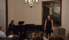 Nagy Georgina énekesnő