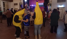 Táncoló banánok