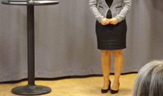 Petőfi Sándor: Hazámban című vers szavalata Márton Mercédesz előadásában