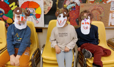 Busó maszk készítés a saskatooni Magyar Iskolában.