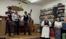 Népzene, népdalok, nagybőgő, hegedű