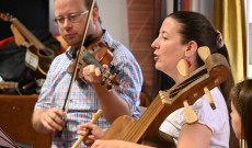 Pap Ildikó és Péter muzsikáltak