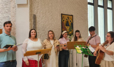 Gitáros magyar mise Frankfurtban