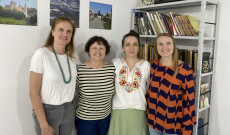 Debora, Denise, Lais és Elaine