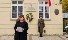 A megemlékezés keretében Márai Sándor Mennyből az angyal c. versét szavaltam