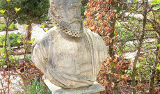 Clusius szobra a leideni botanikuskertben
