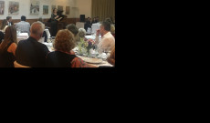 Az egybegyűltek köszöntése Az egybegyűltek köszöntése