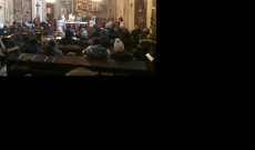 Paksánszki Árpád és Simon Ferenc érsek atya misét celebrálnak