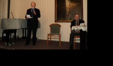 Benkő Levente Kolozsváron élő történész, publicista, a Művelődés című folyóirat szerkesztője erdélyi vonatkozásokat hozott szóba