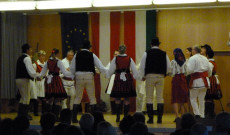 a linzi Márton Árpád Néptánccsoport