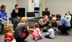 &quot;Baba-Mama Hangszersimogató&quot;