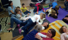 &quot;Kerekítő&quot; foglalkozás a babáknak