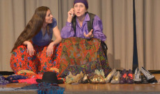 Kilyén Ilka és Ritziu Ilka Krisztina előadás közben