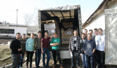 Segesvár - magyar líceum diákjai - adomány Segesvár - magyar líceum diákjai - adomány