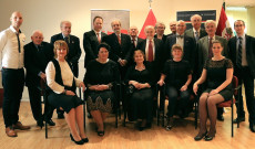 A Magyar Amerikai Emlékmű Bizottság tagjai, Kumin Ferenc főkonzul, Nagy Ildikó, a Magyar Ház igazgatója, Szilvay Gergely KCSP-s és Bánhalmi Norbert fotográfus