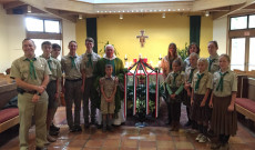 Németh Maurus a Katolikus Misszió vezetője a SF-i cserkészekkel