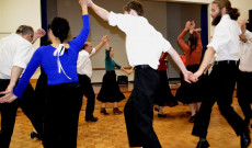 Kolbásztöltés és disznótoros vacsora a Magyar Kultur Körnél