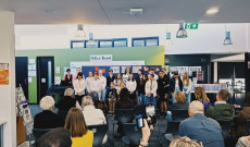 anyák napja, fiatalok, szülők, iskola, ének