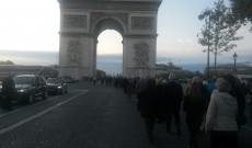 56-os megemlékezés Párizsban