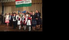 Tájegységi divatbemutató