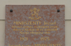 Mindszenty emléktábla