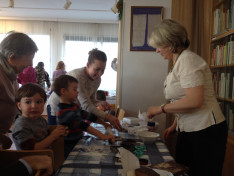 Adventi kézműves foglalkozás a Bécsi Magyar Iskolában
