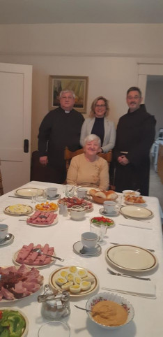 Lelkigyakorlat másnap reggelén a misét követően ünnepi reggelivel zártuk az alkalmat