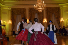 Bökönyi táncok a Pannonia Néptáncegyüttes előadásában