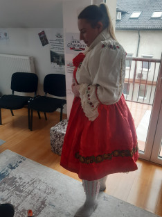 Haraszti-Varga Noémi a mohácsi sokaclány