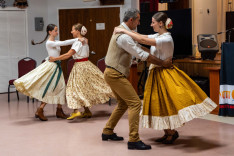 Táncol az egész család