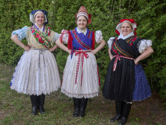 Kisterenyei viselet - Cleveland Regös Tánccsoport 