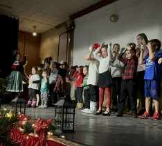 A Magyar Iskola karácsonyi műsora 