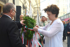 Koszorúzás és ünnepi megemlékezés gróf Széchenyi István születésének 225. évfordulója alkalmából