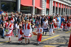 Pillanatképek a felvonulásról