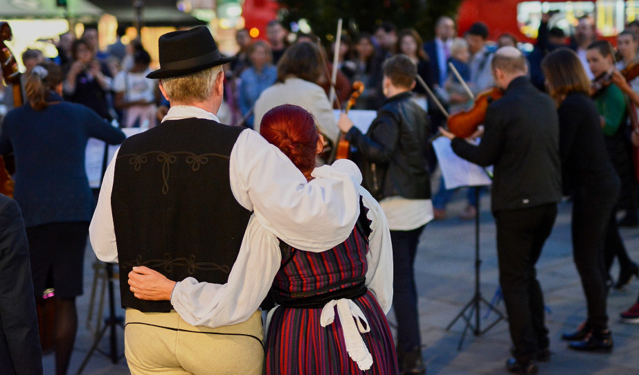 Flashmob Londonban Bartók Béla emlékére / fotó: Kelemen Lehel