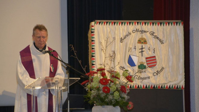 Beer Miklós, a váci egyházmegye püspökének áldása Zürichben