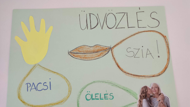 Üdvözléssel kezdődik a foglalkozás