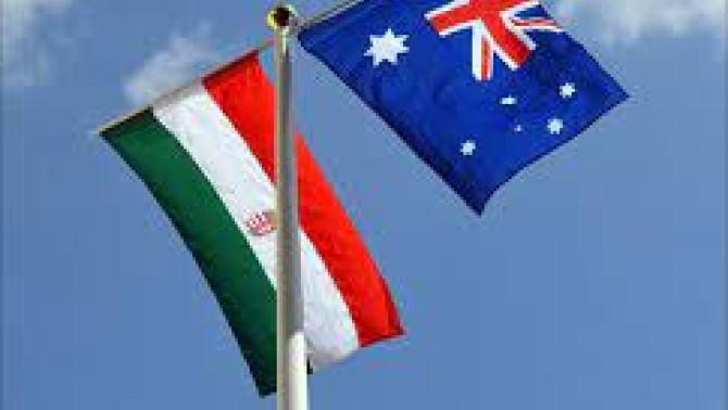 Ausztrál és magyar zászló