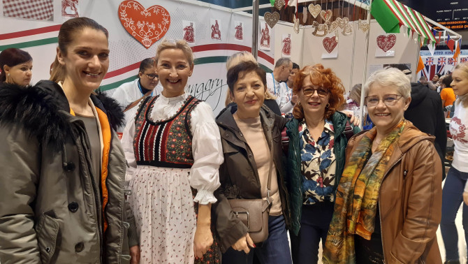 a HUM Magyar Polgárok Egyesületének tagjai