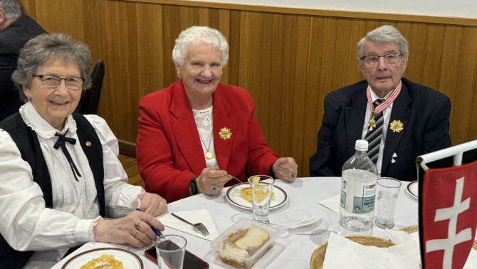 Szent László, Rend, Társaság, Melbourne, külföldi magyarok, KCSP, állami ösztöndíj