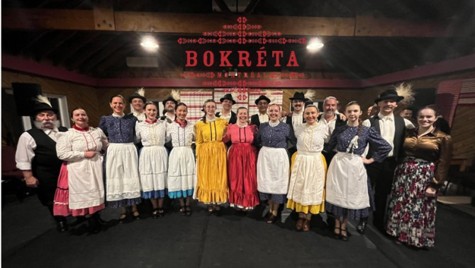 Bokréta néptáncegyüttes