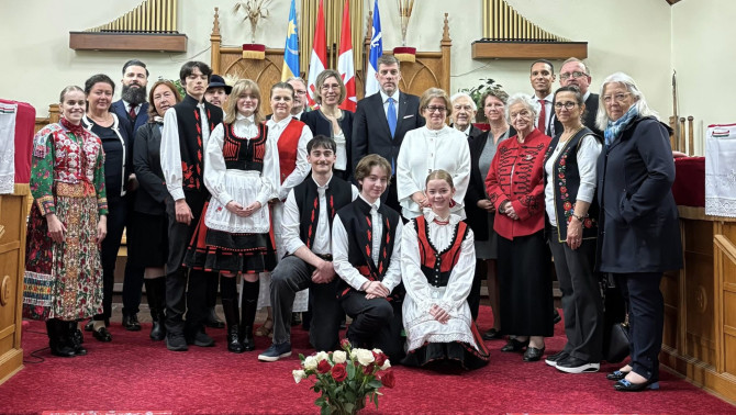 Csoportkép a Református templomban