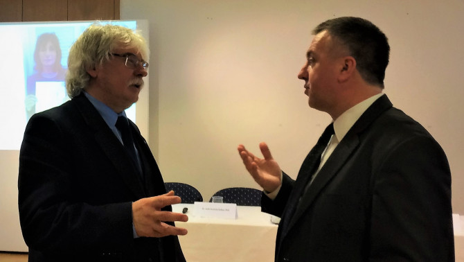 Szakály Sándor és Bogdán Tibor Szakály Sándor és Bogdán Tibor