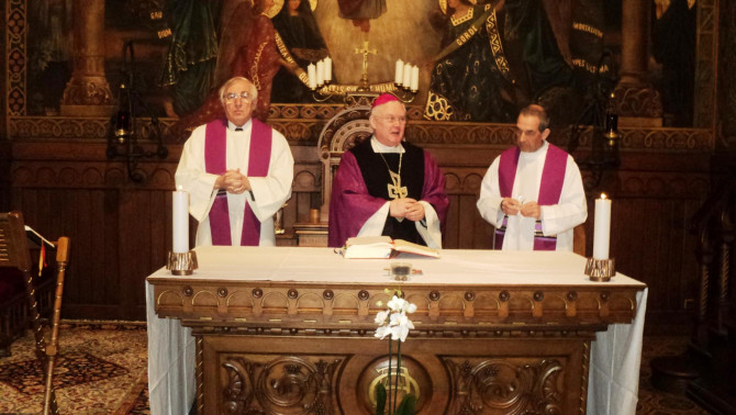 Cserháti Ferenc püspök a Pázmáneumban