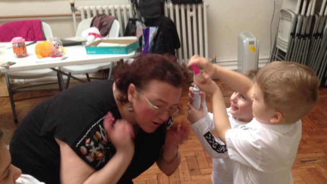 Chester, Tanoda, Húsvét, locsolás Chester, Tanoda, Húsvét, locsolás