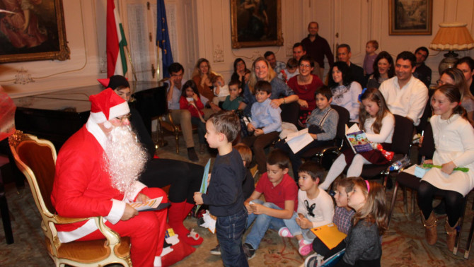 Lisszabonban a Mikulás