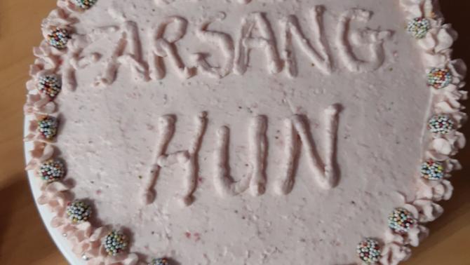 farsangi tortánk