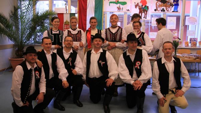 "Tűzvirág" Néptáncegyüttes